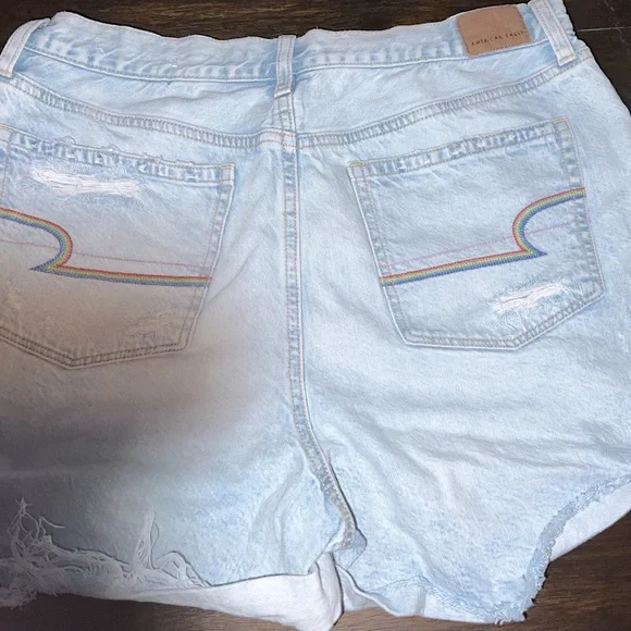 American Eagle shorts - Picture 2 of 3